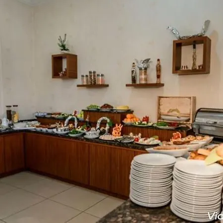 Kristal Adana