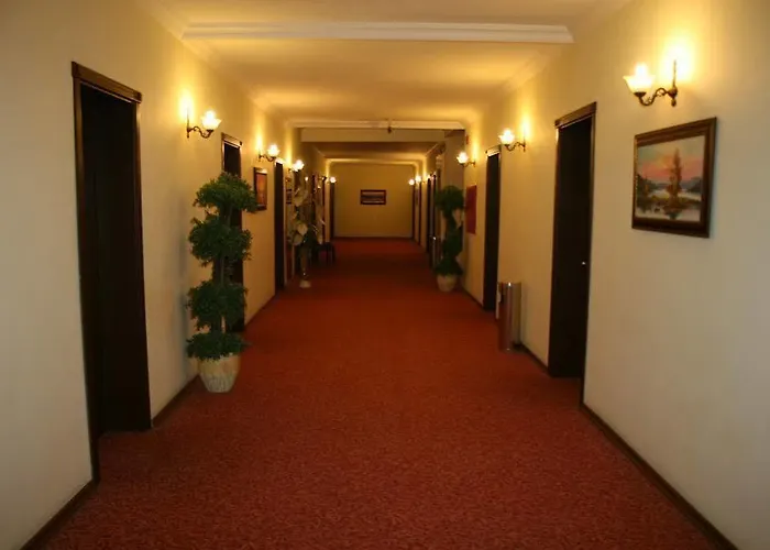 Kristal Otel